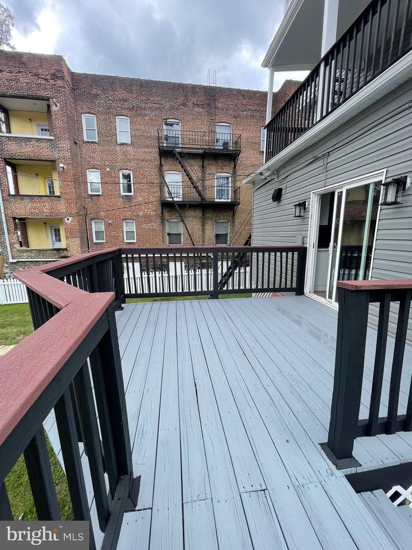 2403 Garrison Boulevard photo 9