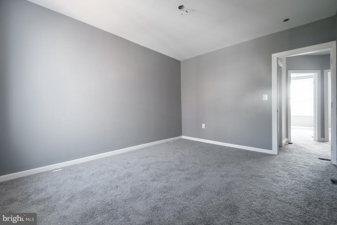 2814 W Cold Spring Lane photo 19