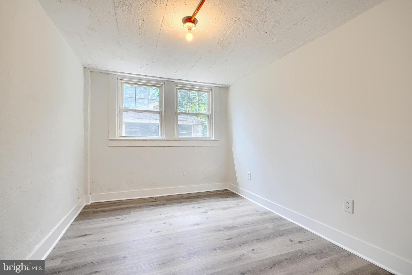 2715 Bayonne Avenue photo 18