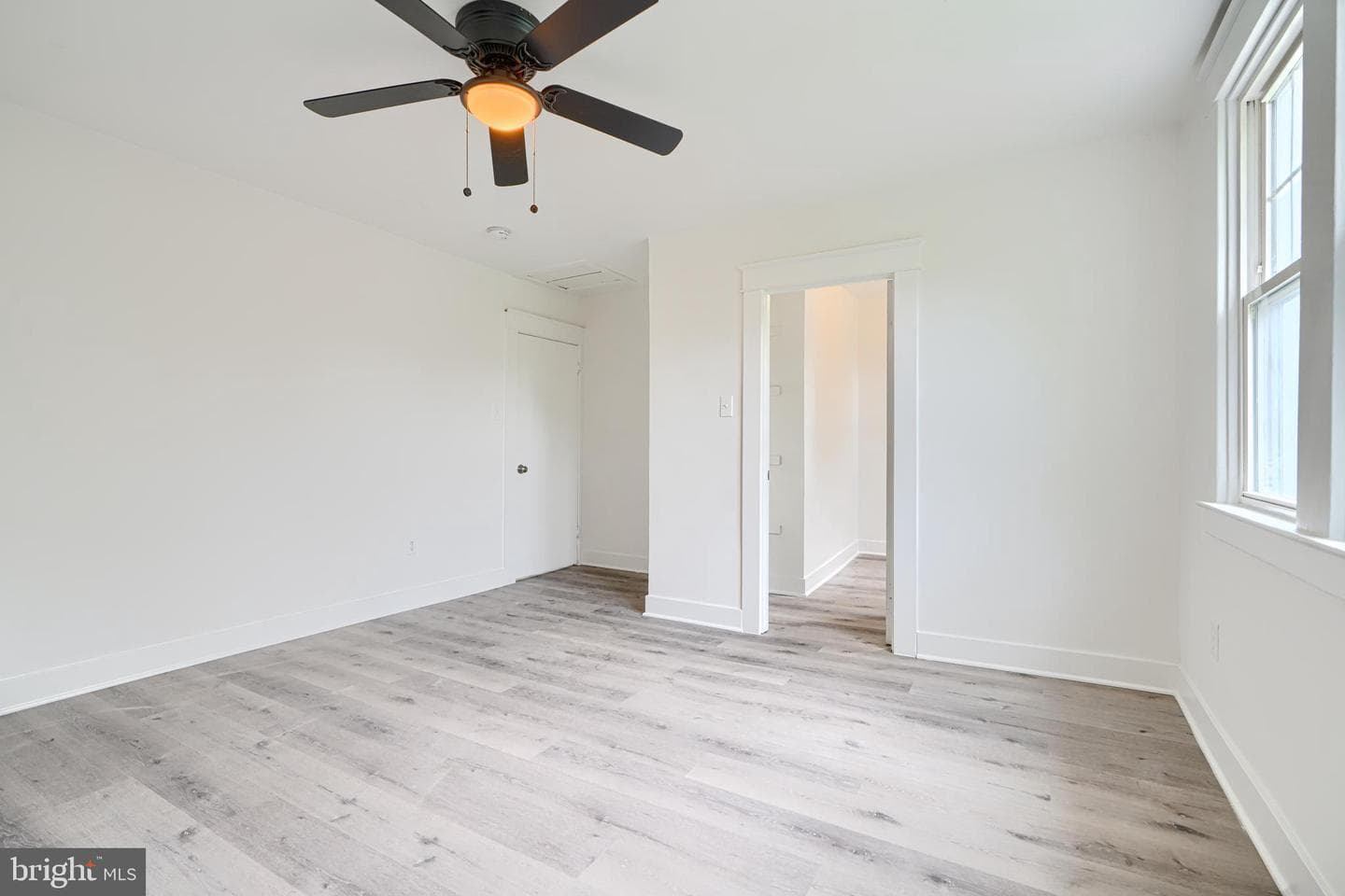 2715 Bayonne Avenue photo 24