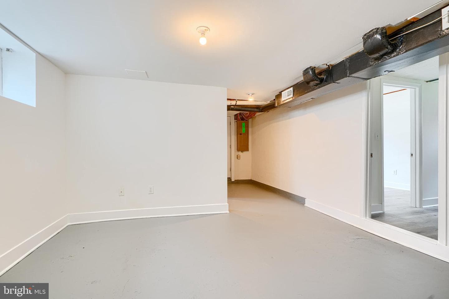 2715 Bayonne Avenue photo 31