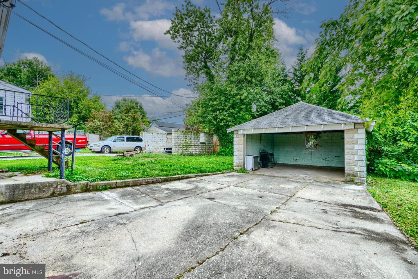 2715 Bayonne Avenue photo 33