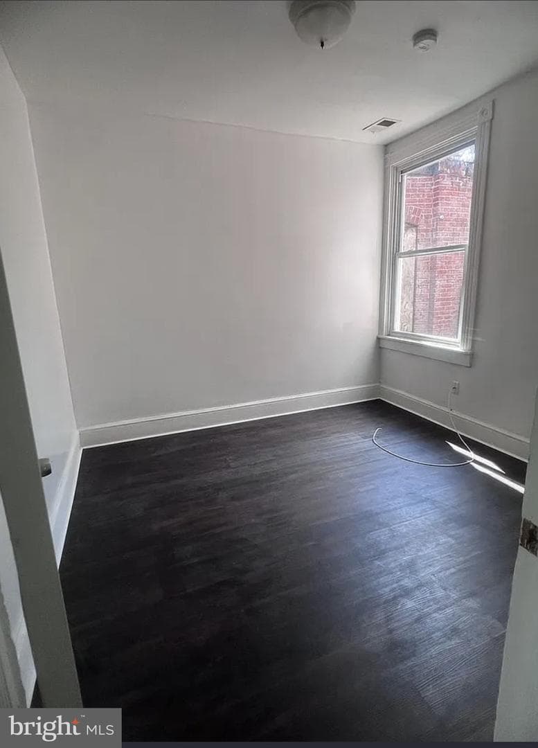 1849 W Fayette Street W photo 12