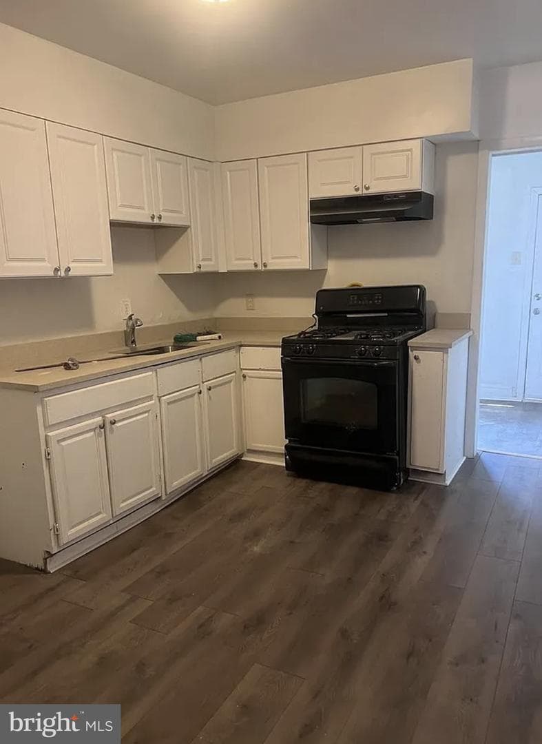 1849 W Fayette Street W photo 4