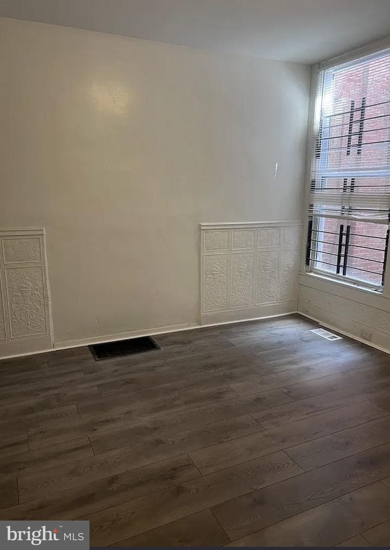 1849 W Fayette Street W photo 6