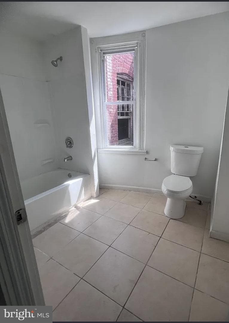 1849 W Fayette Street W photo 9