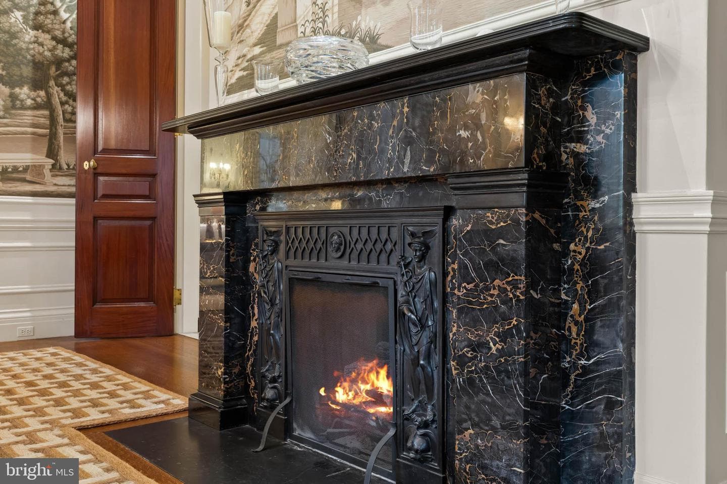 15 Charlcote Place photo 45