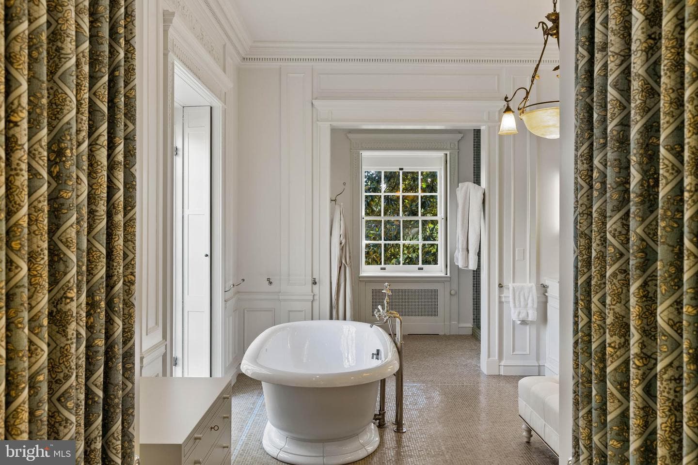 15 Charlcote Place photo 58