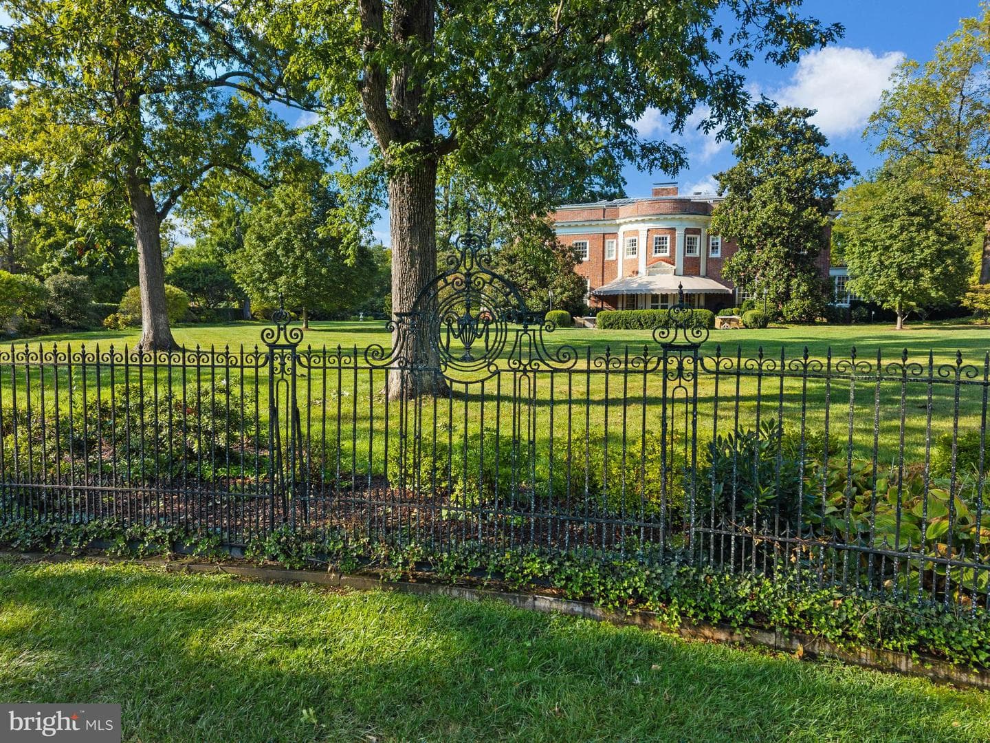 15 Charlcote Place photo 66