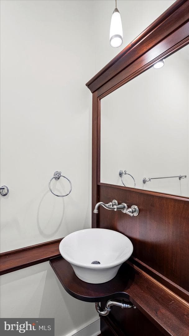 1100 N Calvert Street #2 photo 23