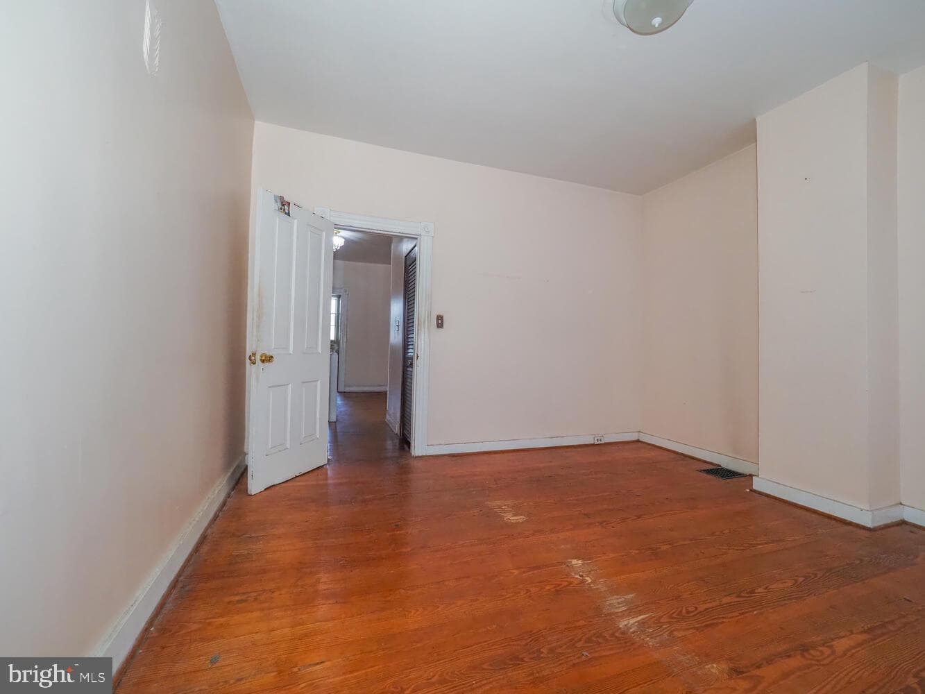 1126 E Fort Avenue photo 13