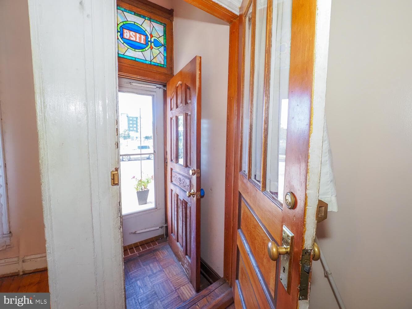 1126 E Fort Avenue photo 3