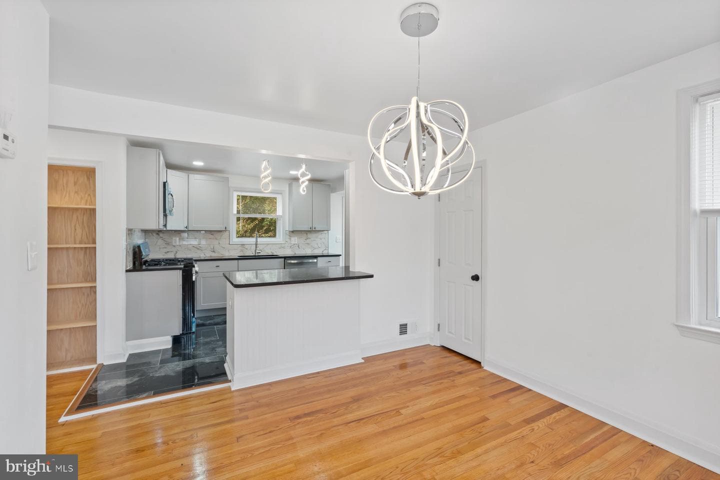 5301 Todd Avenue photo 14