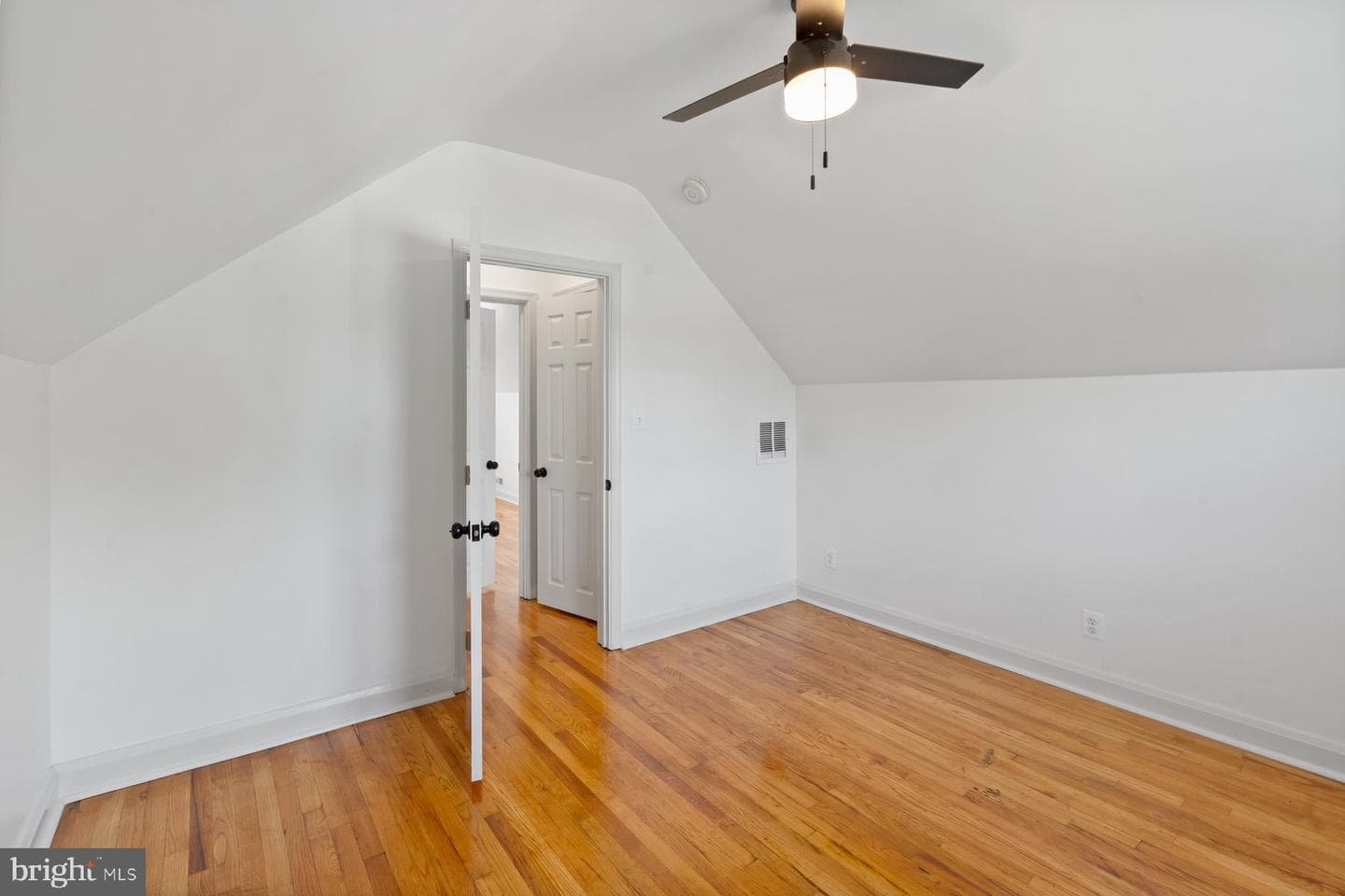 5301 Todd Avenue photo 30