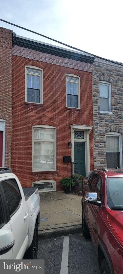 3229 Foster Avenue photo 4
