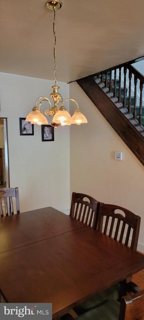 3229 Foster Avenue photo 8