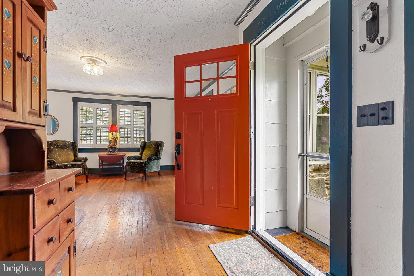 425 E Lake Avenue photo 4