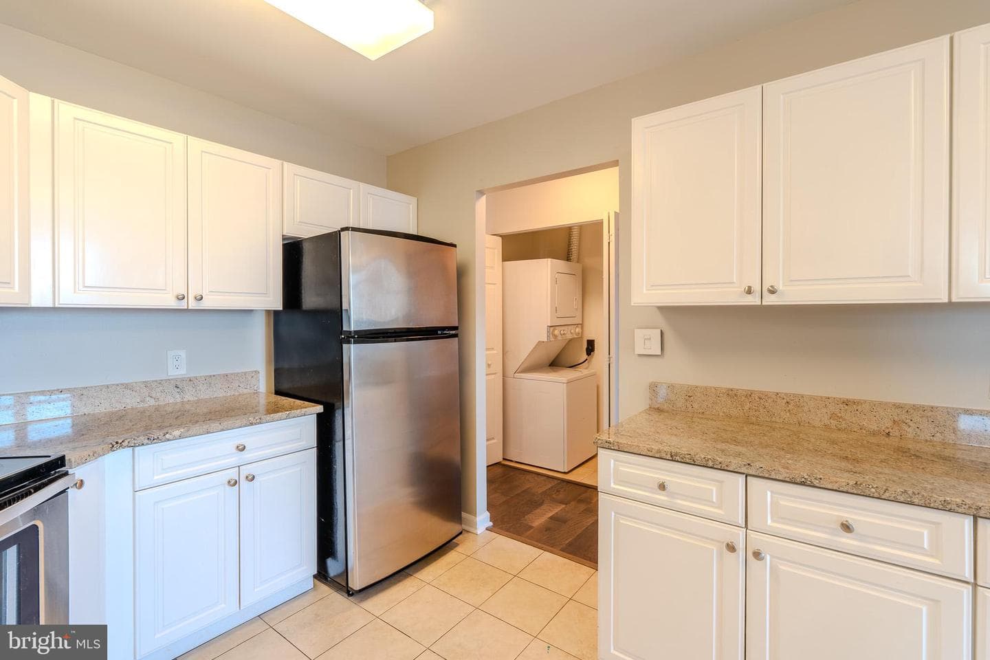 100 Harborview Drive #302 photo 40