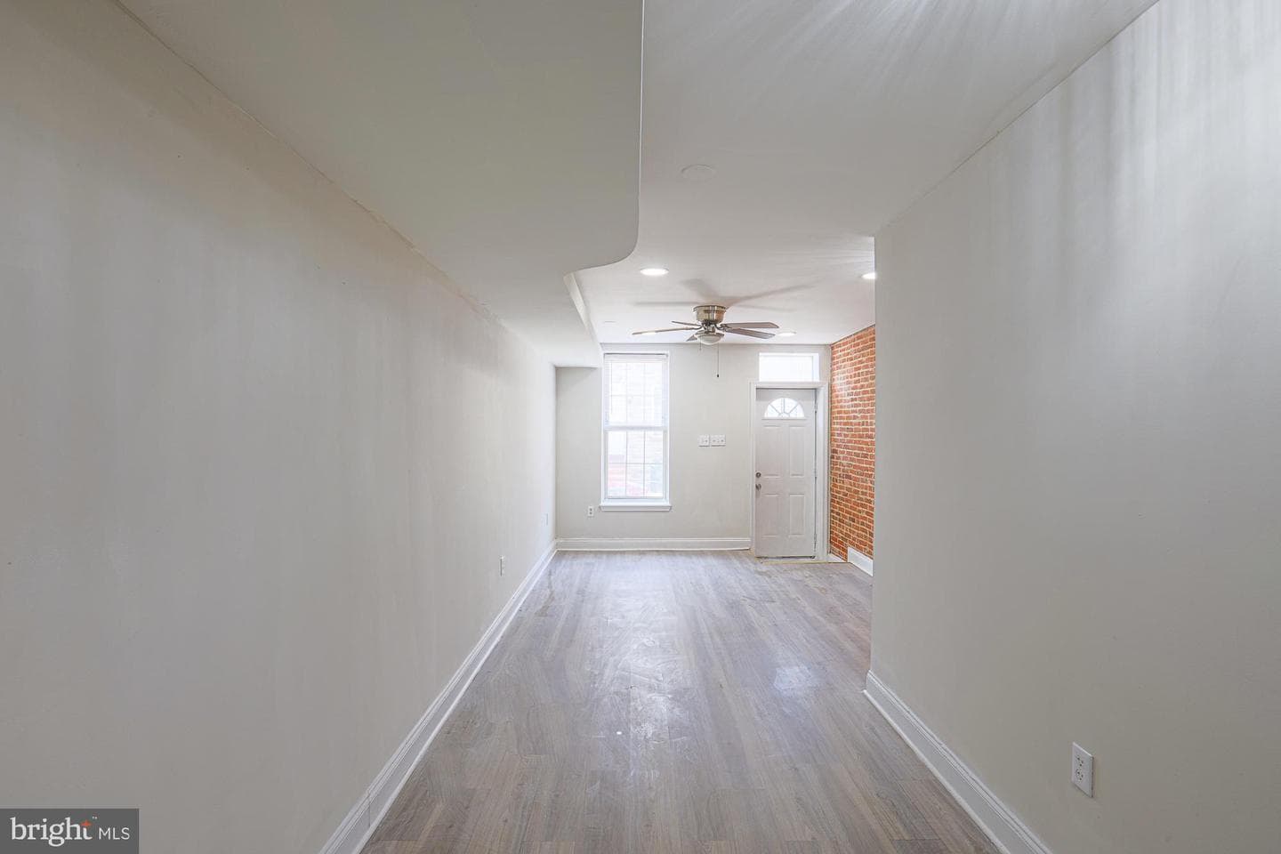 1241 Sargeant Street photo 6