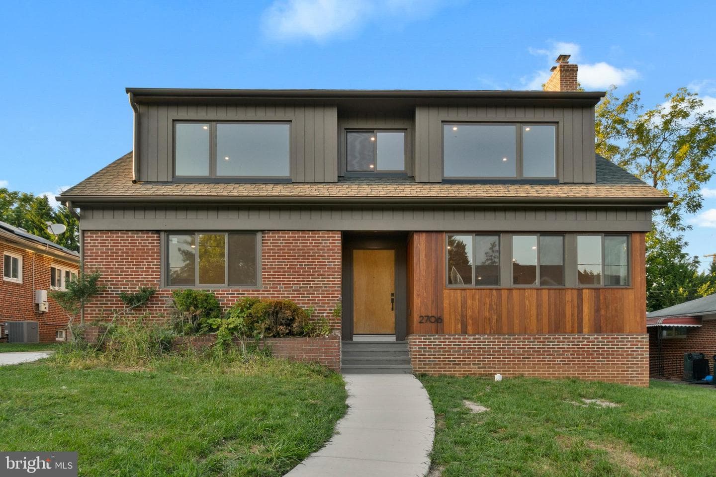 2706 Bartol Avenue photo 1