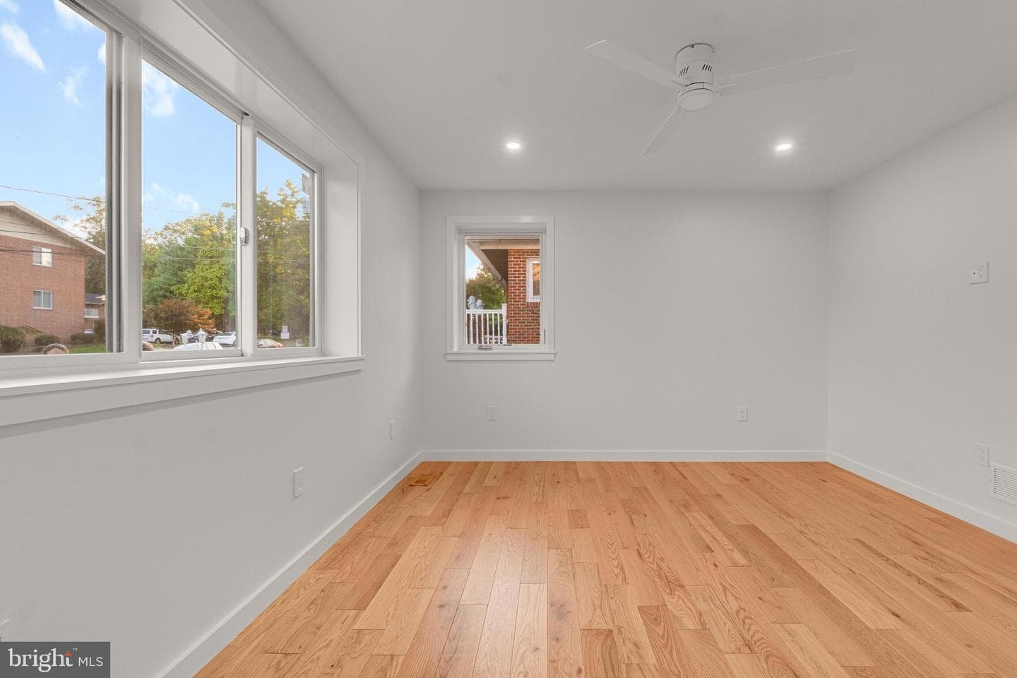 2706 Bartol Avenue photo 31