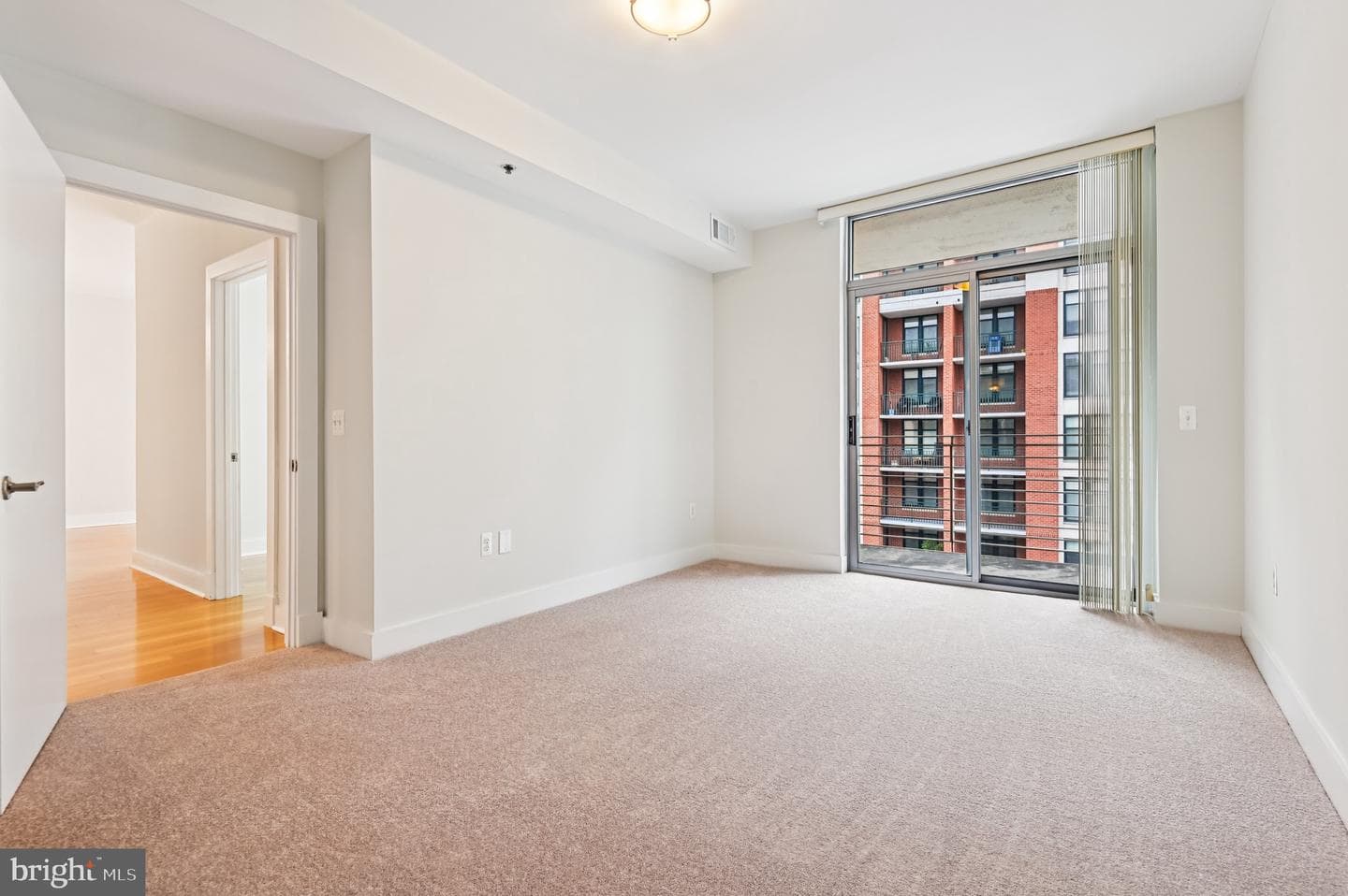 1400 Lancaster Street #902 photo 30