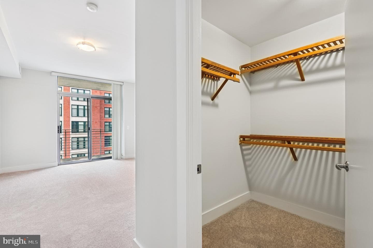 1400 Lancaster Street #902 photo 31