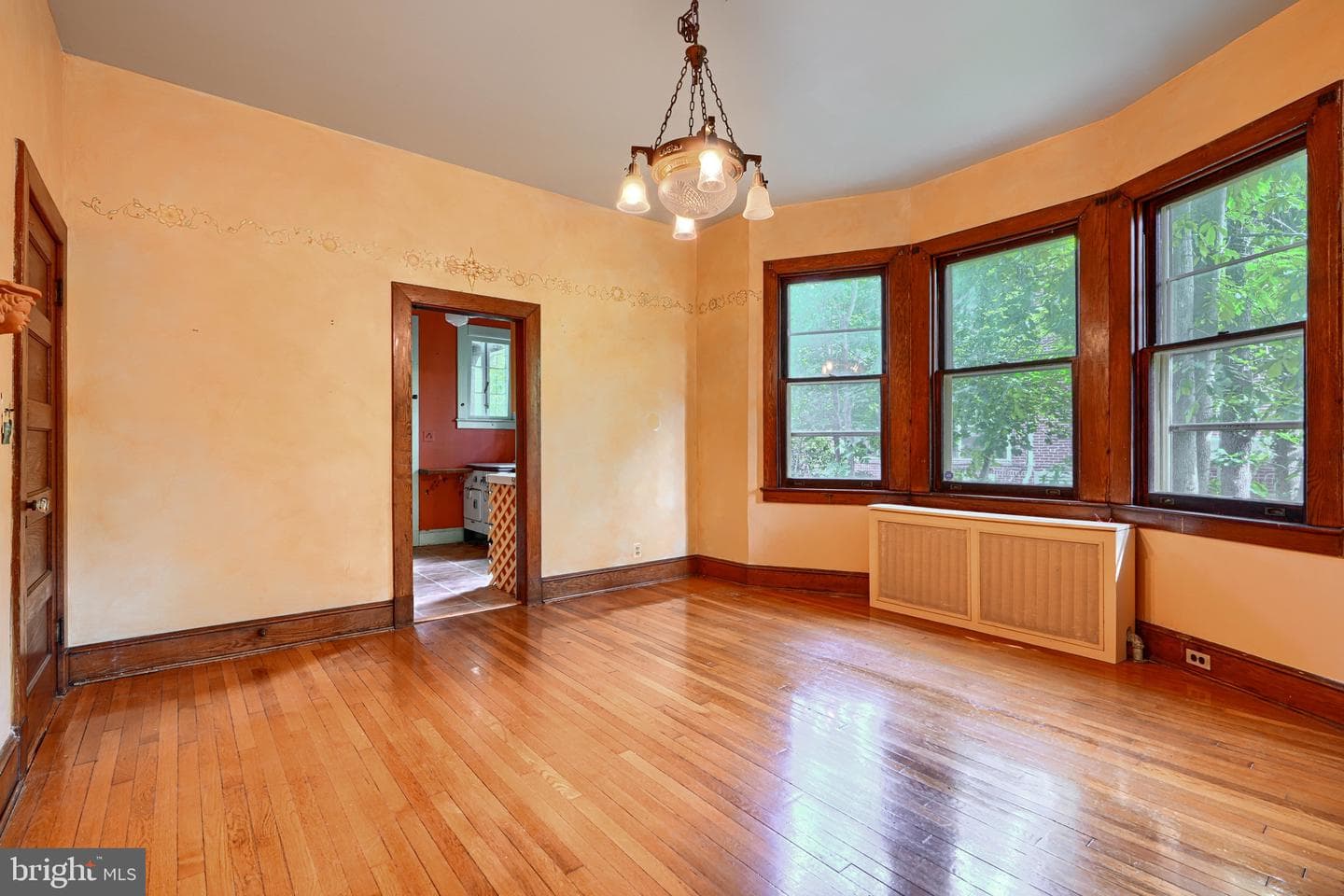 6611 Park Heights Avenue photo 25