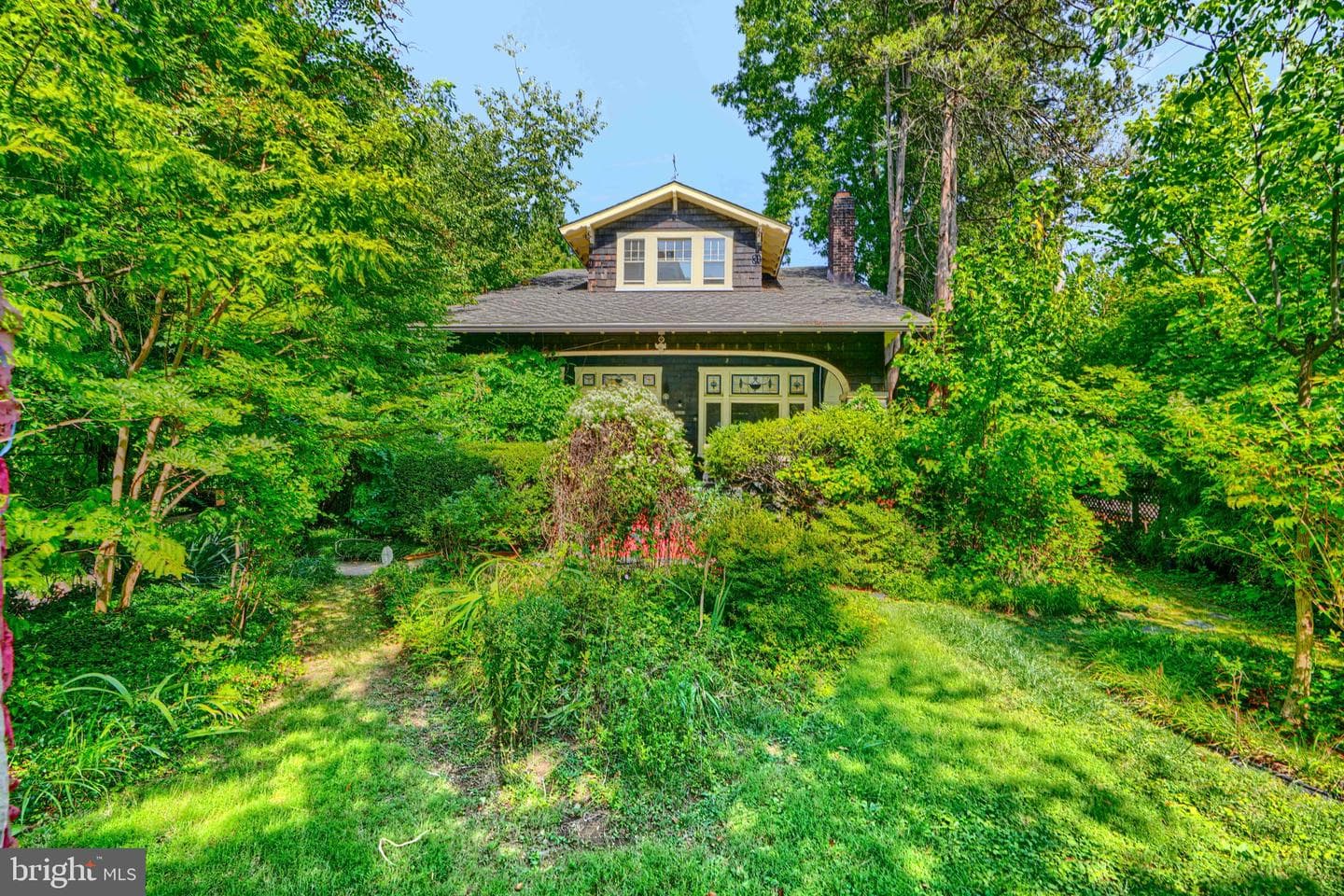 6611 Park Heights Avenue photo 3