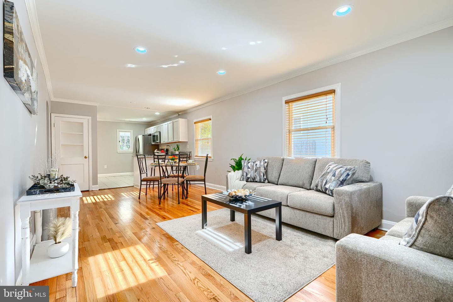 3202 Cedarhurst Road photo 3
