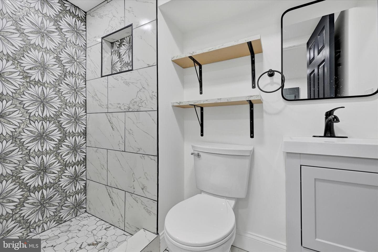 1748 N Chester Street photo 22