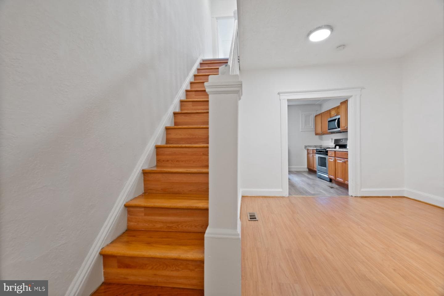 2803 W Mulberry Street photo 7