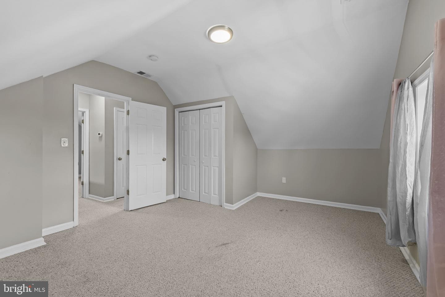 2205 Elsinore Avenue photo 22