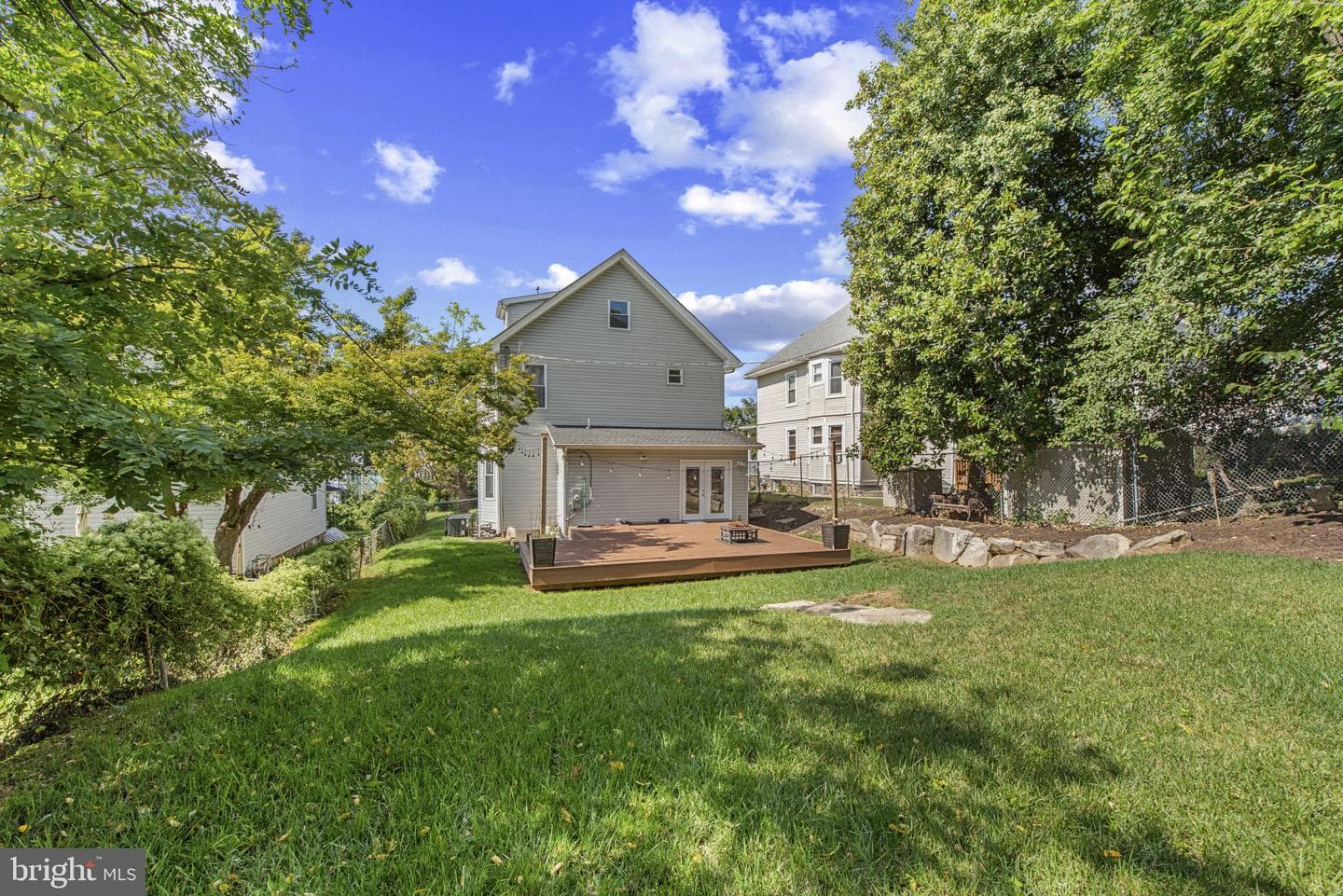 2205 Elsinore Avenue photo 25