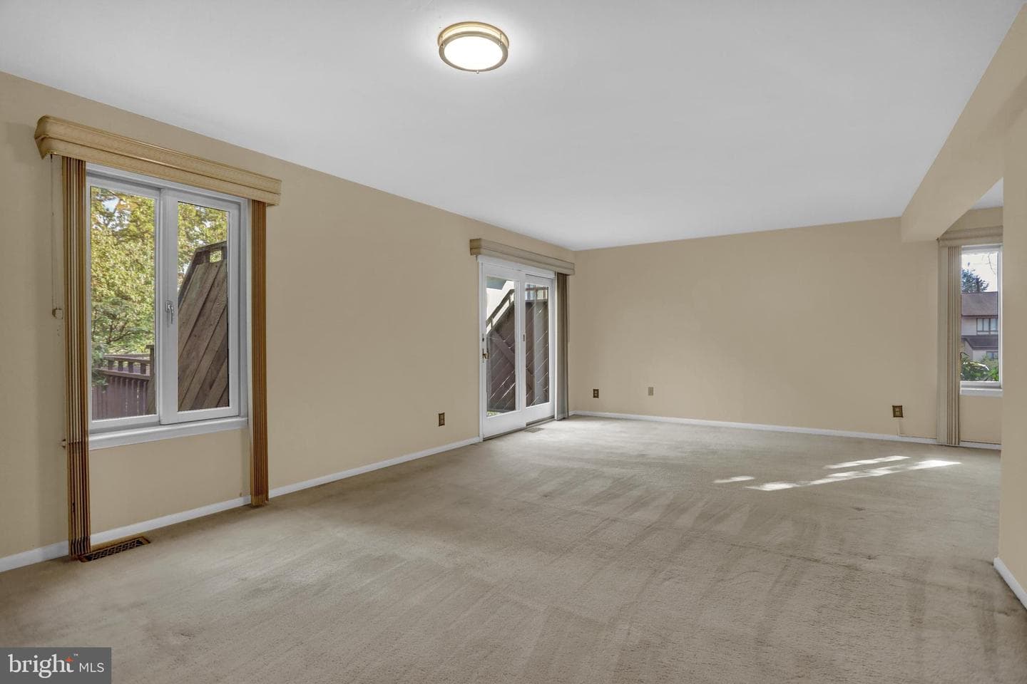 4317 Roland Spring Drive photo 12