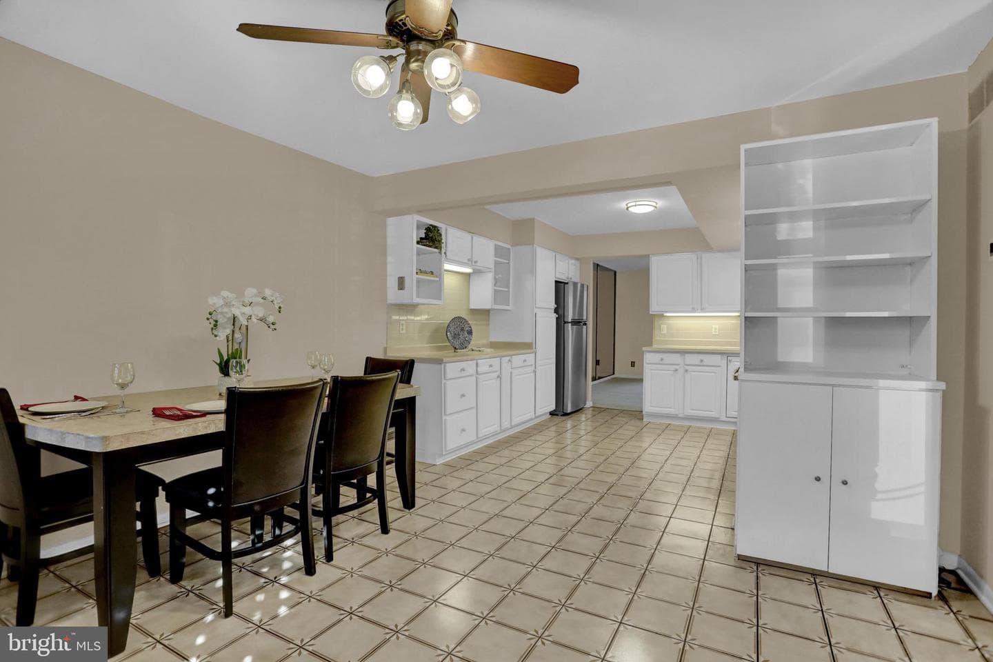 4317 Roland Spring Drive photo 5