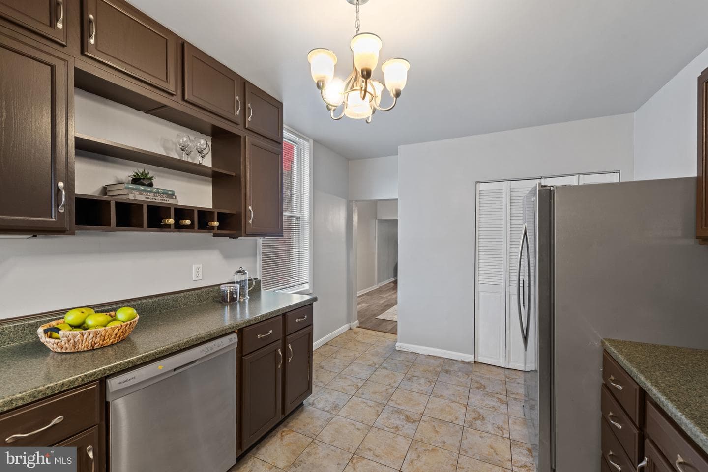1307 Morling Avenue photo 11