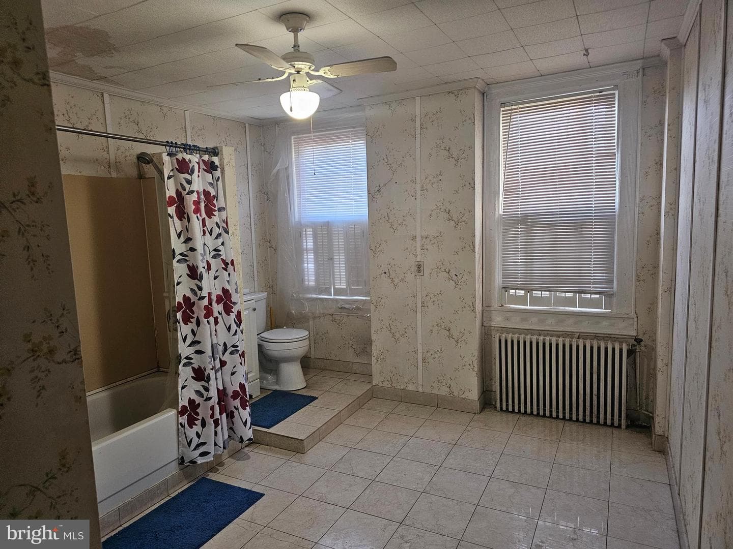 433 W 23rd Street photo 14
