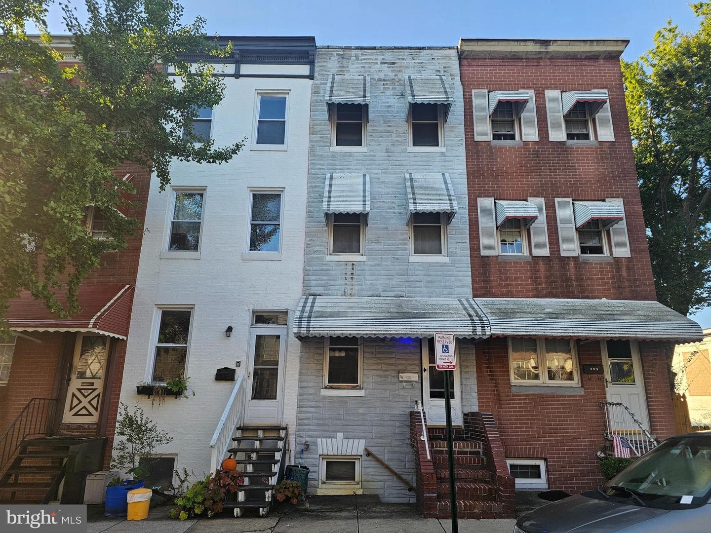 433 W 23rd Street photo 2