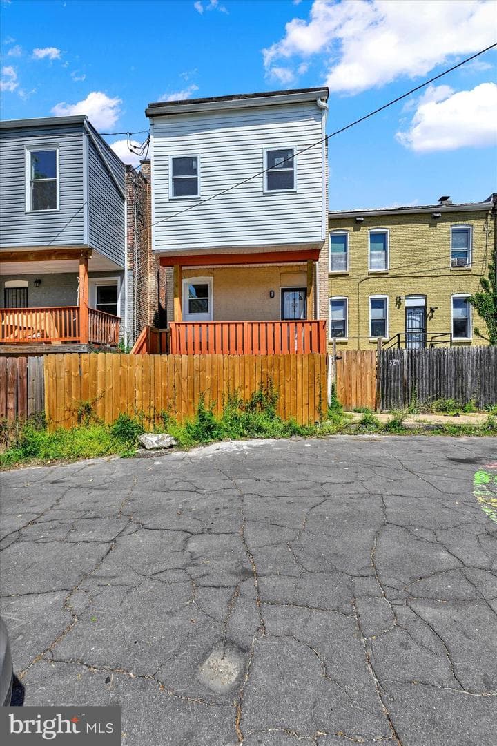 327 E 24th Street photo 28