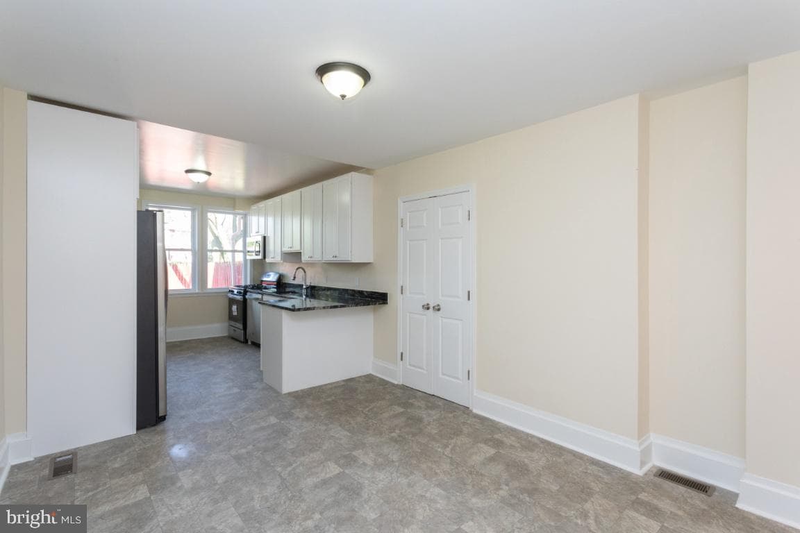 408 N Collington Avenue photo 13