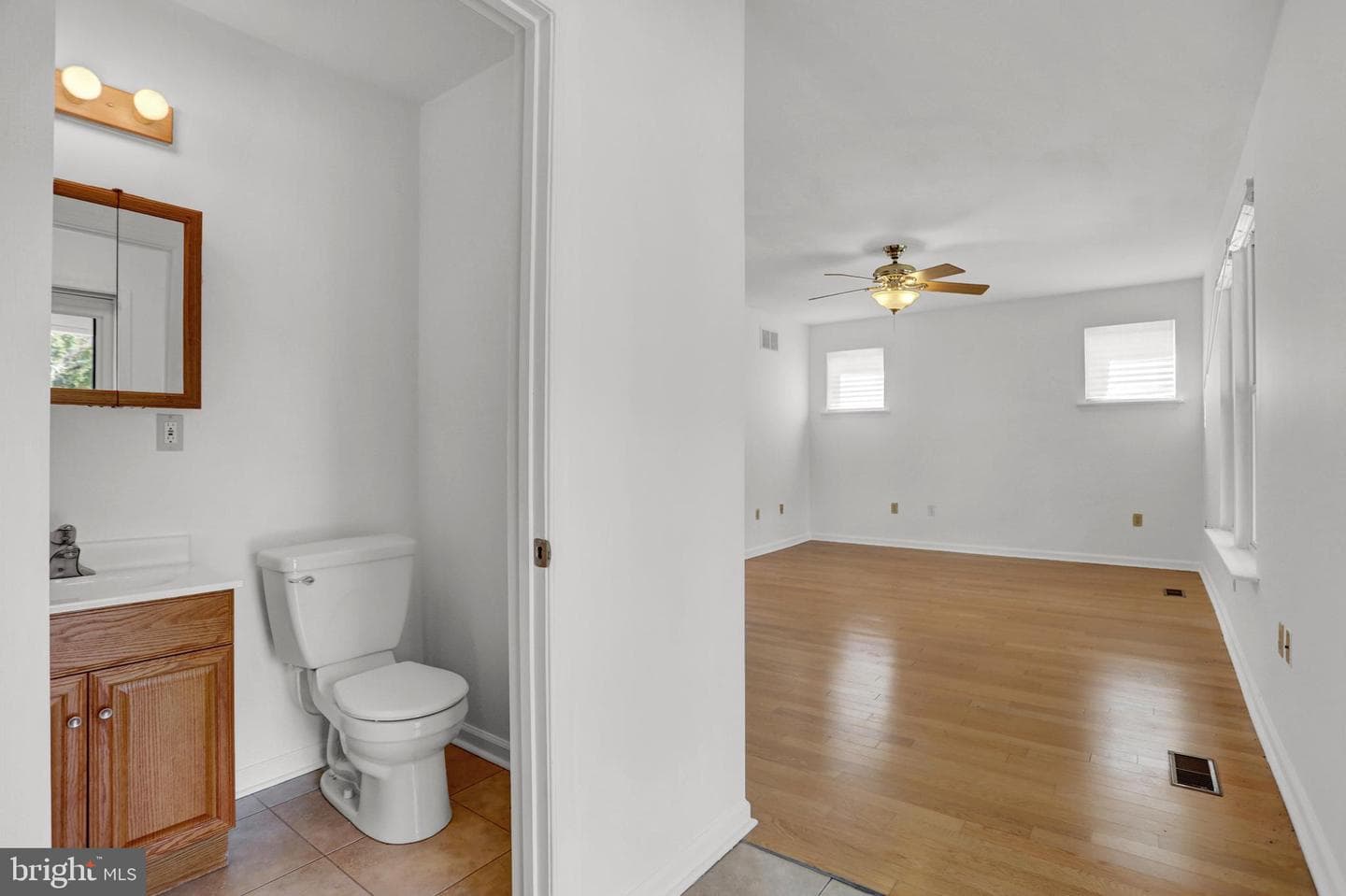 6405 Birchwood Avenue photo 17