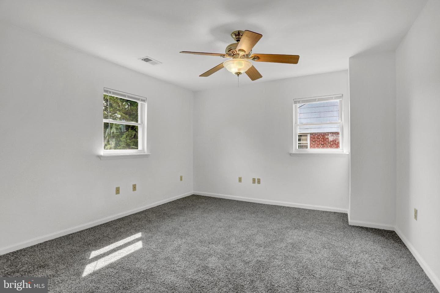 6405 Birchwood Avenue photo 9