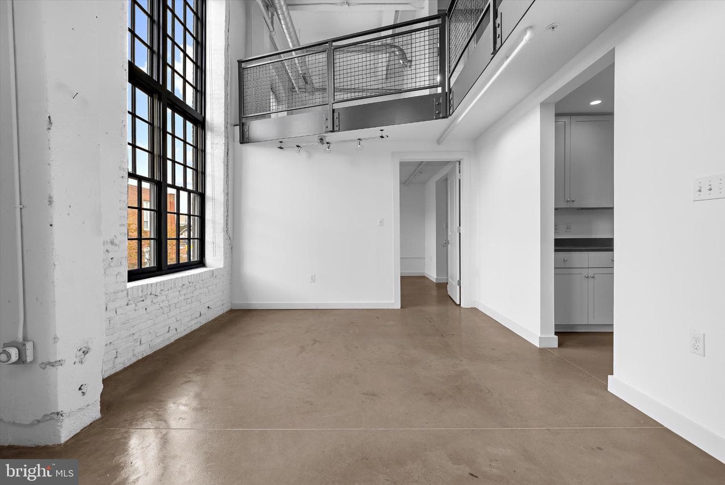 1220 Bank Street #303 photo 12