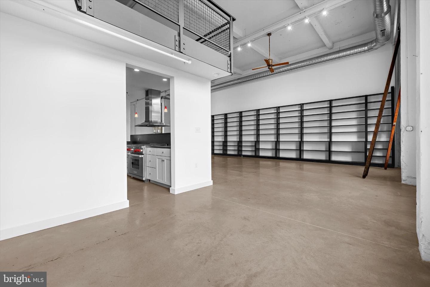 1220 Bank Street #303 photo 13