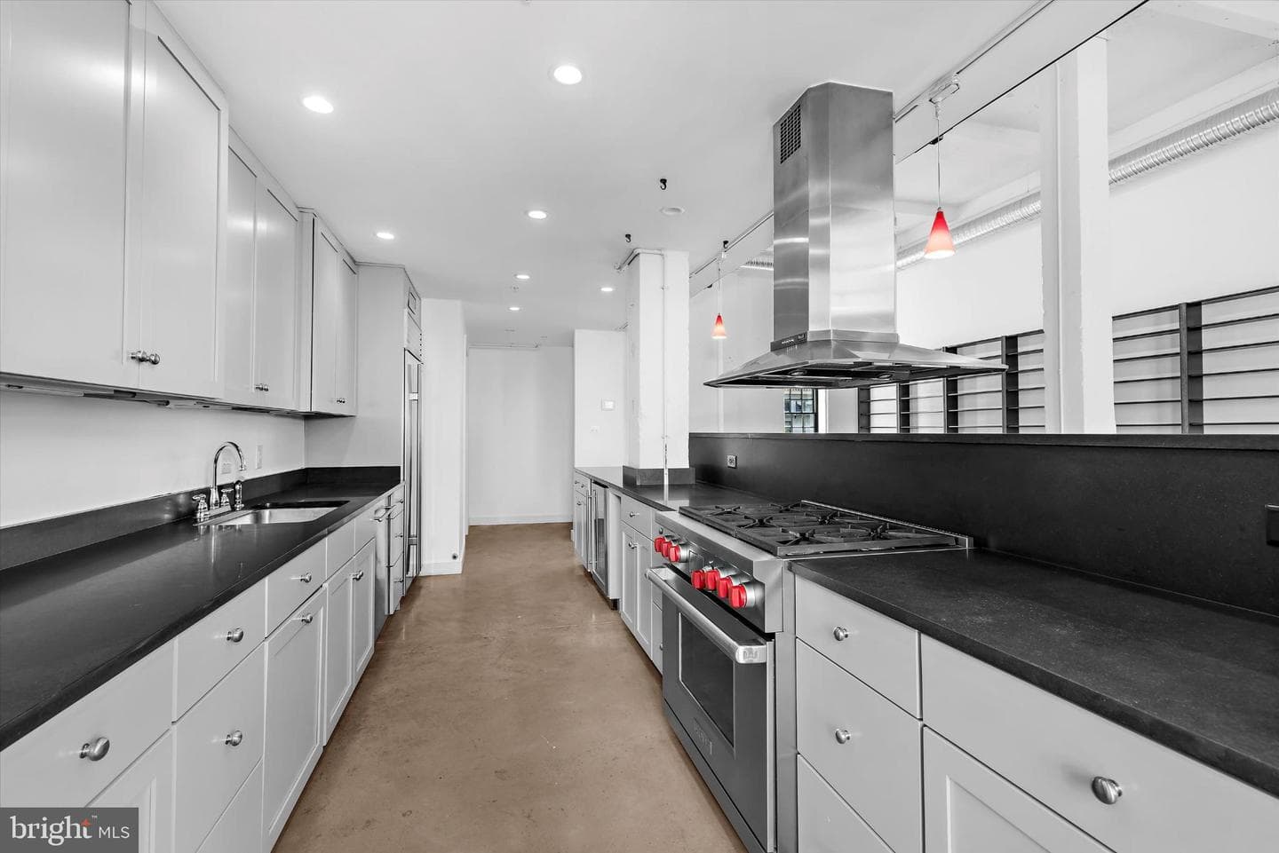 1220 Bank Street #303 photo 15