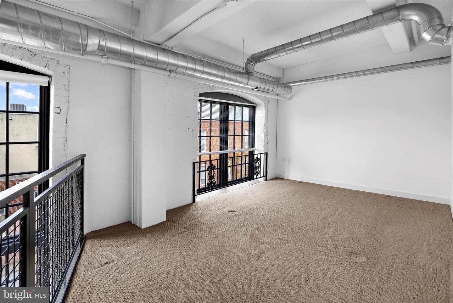 1220 Bank Street #303 photo 35
