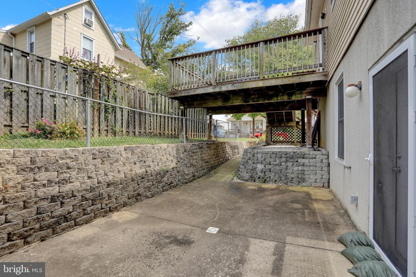 5916 Sefton Avenue photo 40
