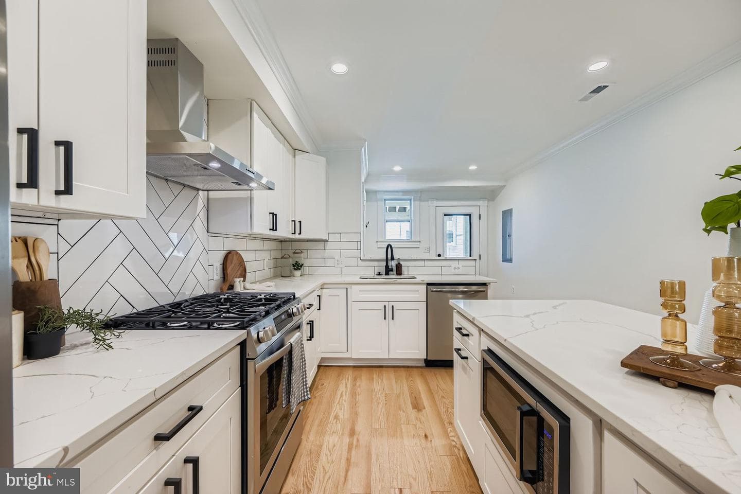 3218 Fait Avenue photo 14