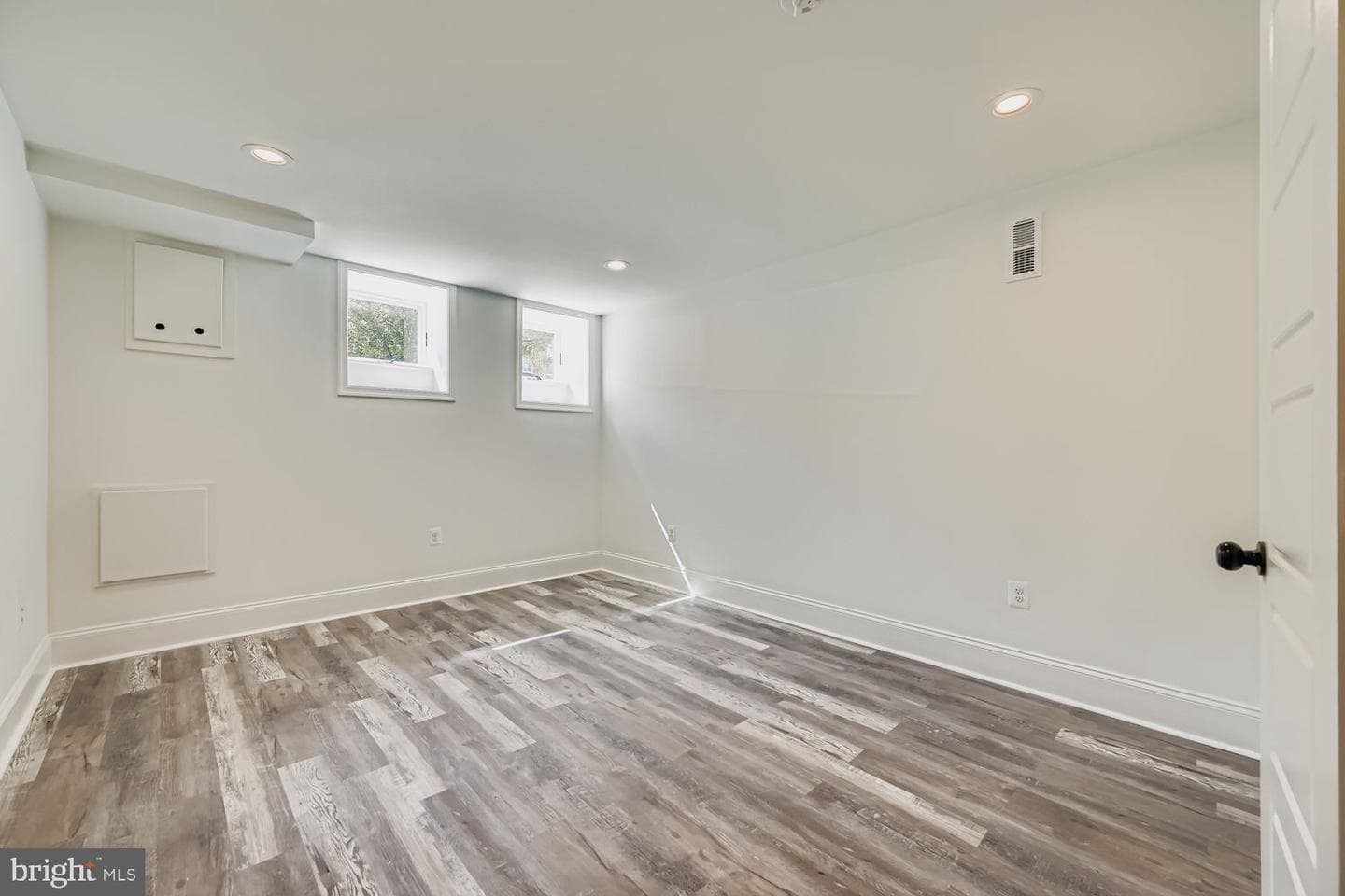 3218 Fait Avenue photo 23